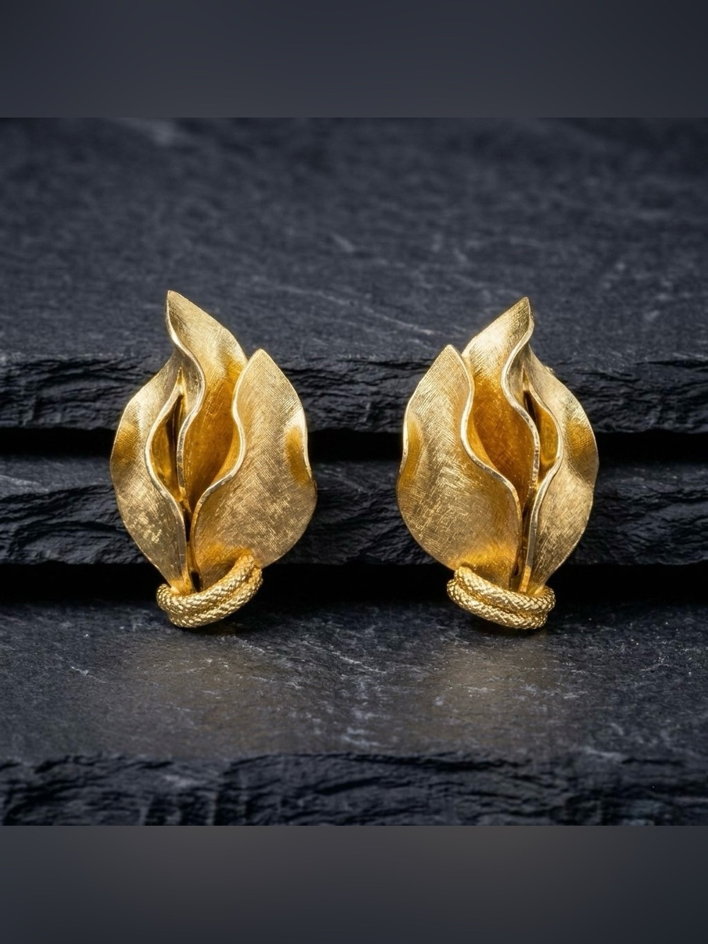 Vintage 60s Structural Flame Florentine Finish Gold Tone Clip On Earrings